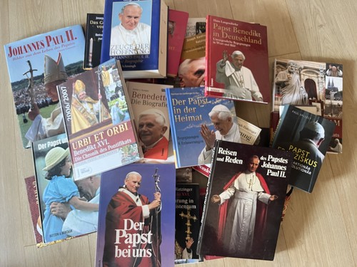 Große papst büchersammlung - große, papst-büchersammlung