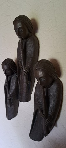 Bronzegruppe wandrelief drei - bronzegruppe,