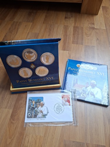 Papst benedikt xvi vatikan - papst,